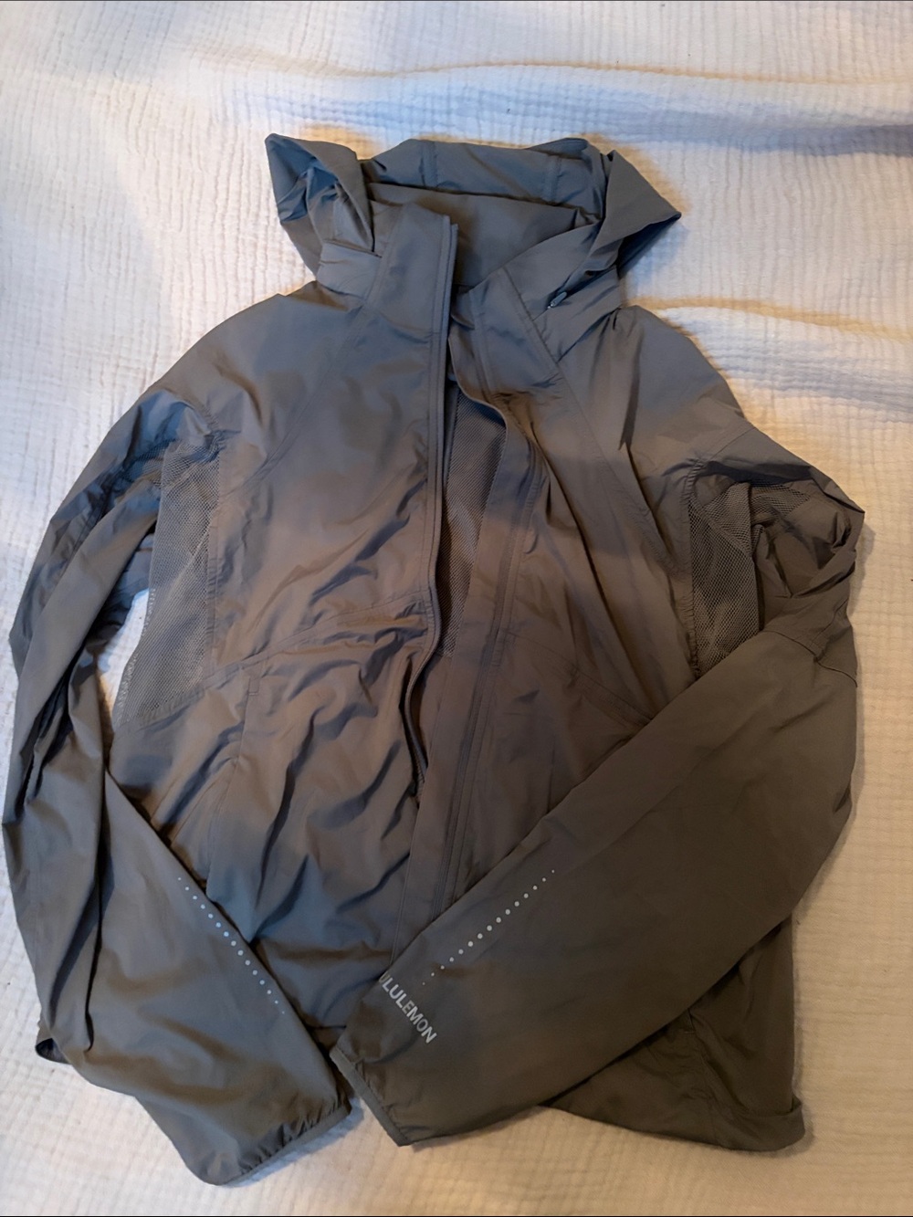 lululemon classic fit running jacket